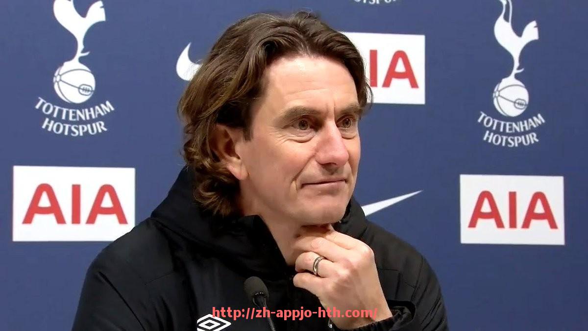 HTH华体会APP下载-世俱杯球员心理辅导机制与赛场表现关系研究